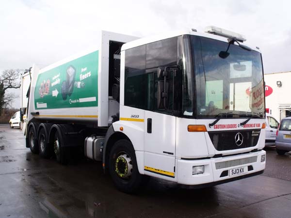 Ref: 06 - 2013 Mercedes Econic 8x4 Faun Refuse Truck For Sale